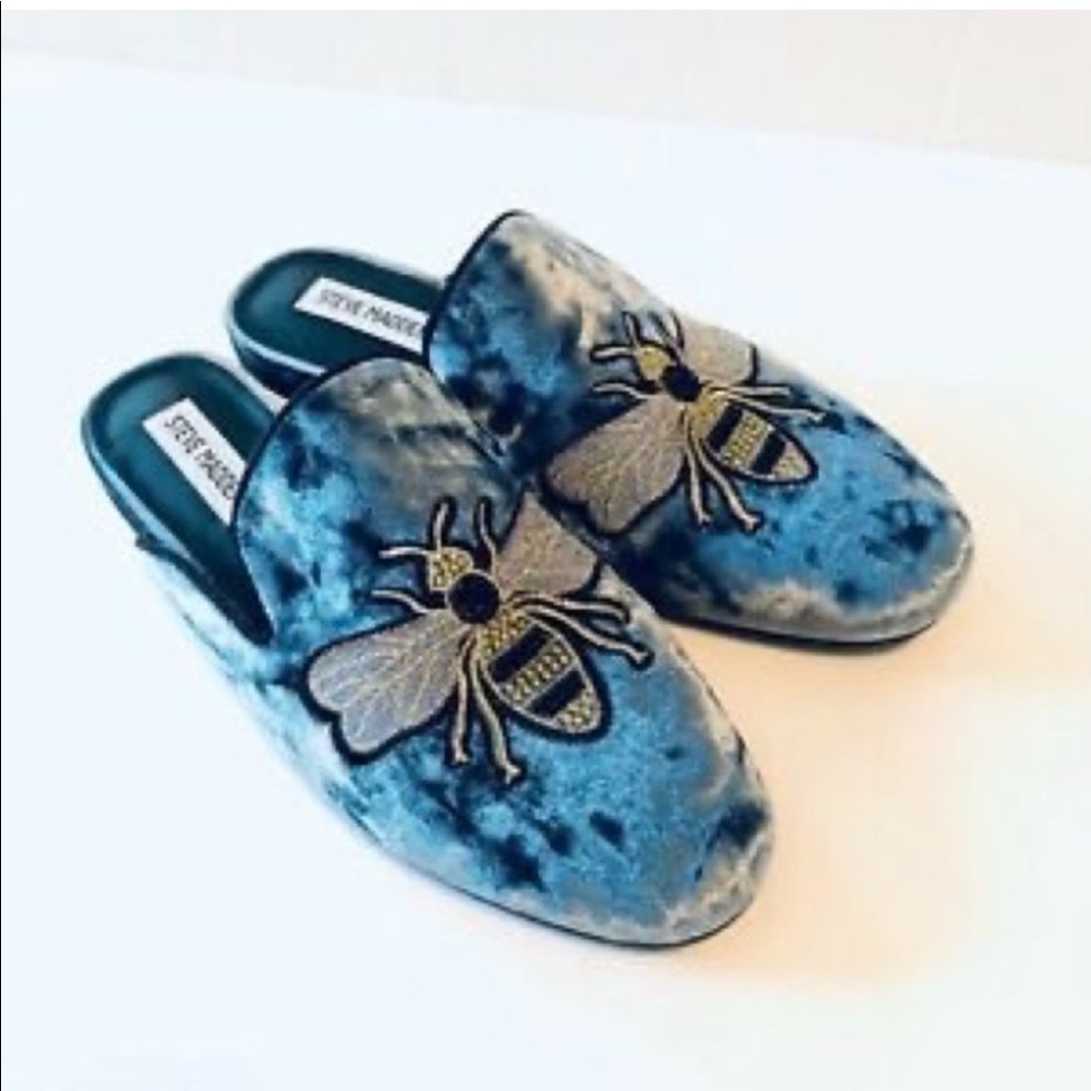 NWOT Steve Madden Flats